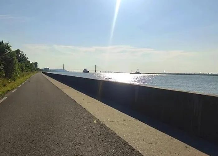 Domaine Des Cerisiers - Piste Cyclable & Parking Prive